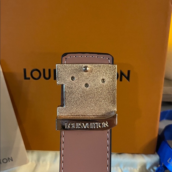 NOT REAL Louis Vuitton Brown Belt 40 Inch - Picture 3 of 3